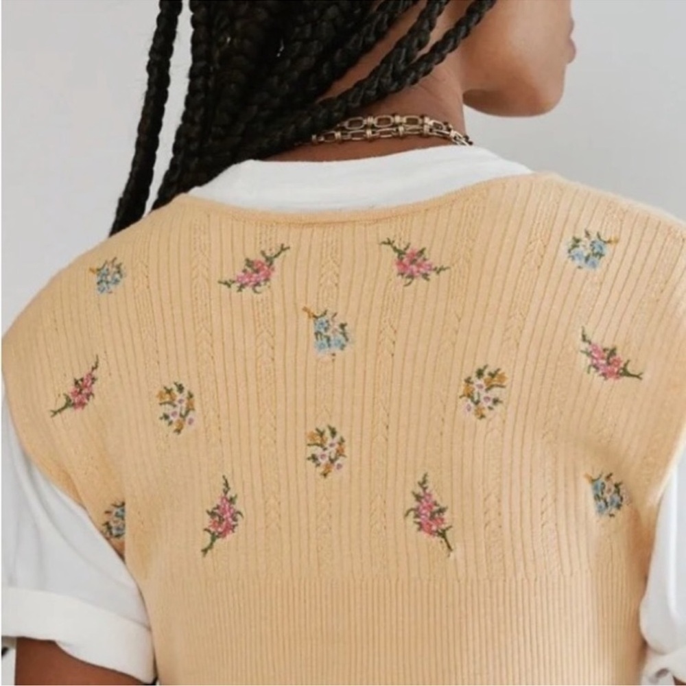 Intimately by Free People Lotta Love Crop - Picture 8 of 10